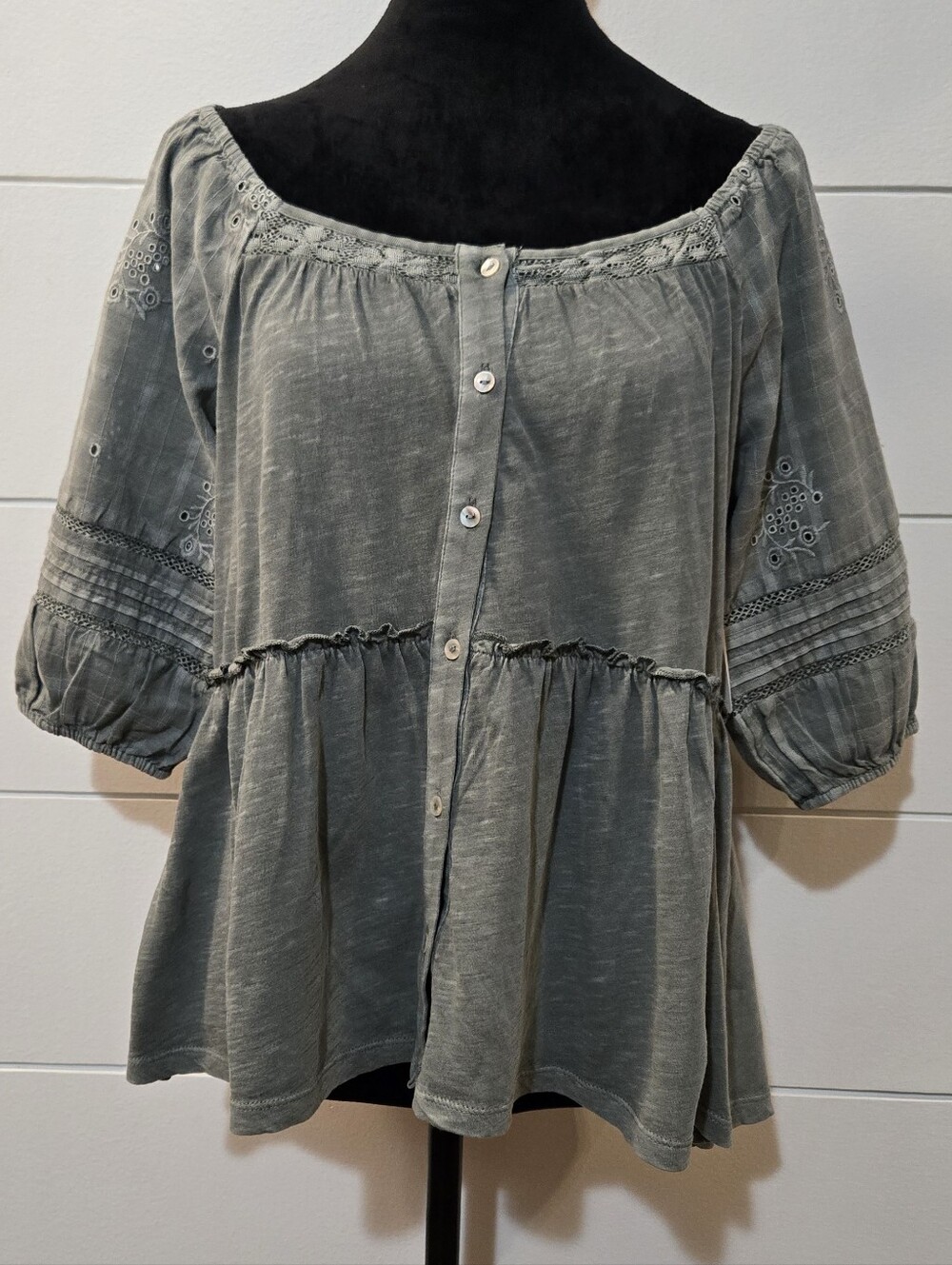 Lucky Brand Woven Eyelet Round Neck Short Sleeve Top